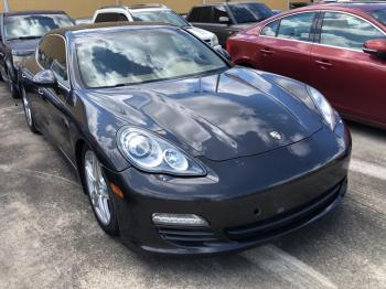  Salvage Porsche Panamera