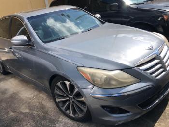  Salvage Hyundai Genesis