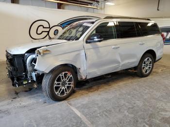  Salvage Ford Expedition