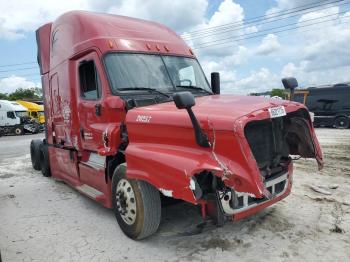  Salvage Freightliner Cascadia