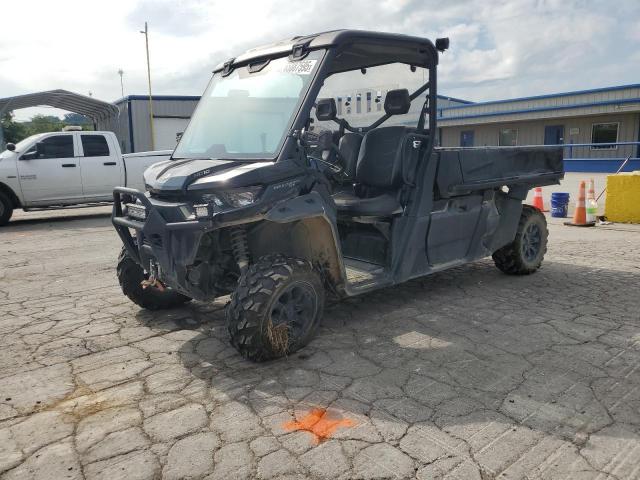  Salvage Can-Am M Defender
