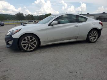  Salvage Hyundai Genesis