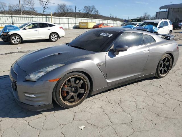  Salvage Nissan Gtr