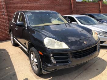  Salvage Porsche Cayenne