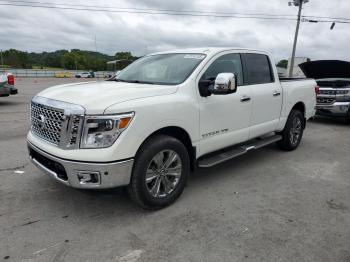  Salvage Nissan Titan