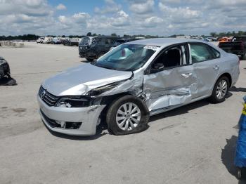  Salvage Volkswagen Passat