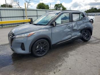  Salvage Nissan Kicks