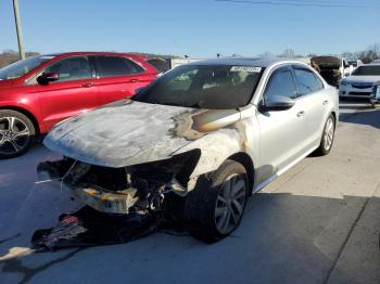  Salvage Volkswagen Passat