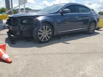  Salvage Kia Cadenza