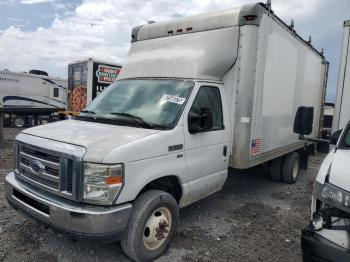  Salvage Ford Econoline E350 Super Duty