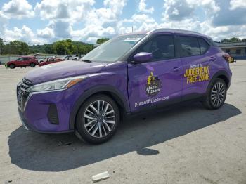  Salvage Nissan Kicks