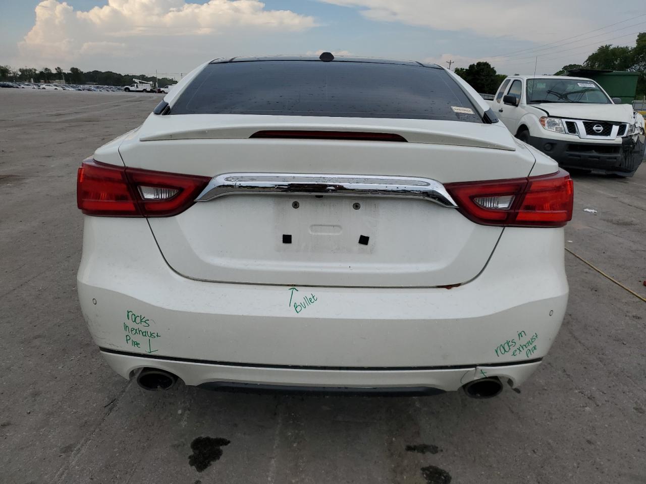 Nissan Maxima 3.5s Image 9