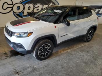  Salvage Jeep Compass