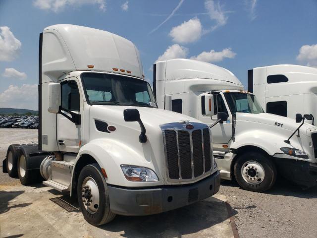  Salvage Peterbilt Tractor 579