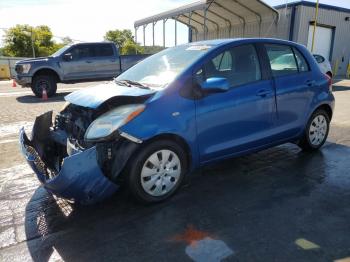  Salvage Toyota Yaris