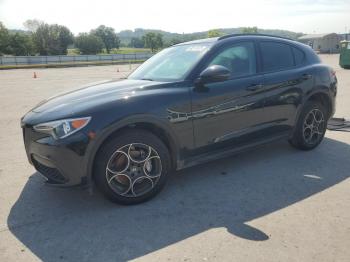  Salvage Alfa Romeo Stelvio