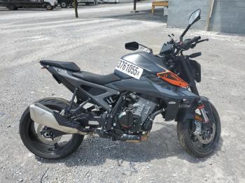  Salvage KTM 990 Duke