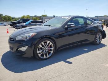  Salvage Hyundai Genesis
