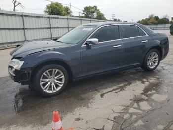  Salvage Chrysler 300