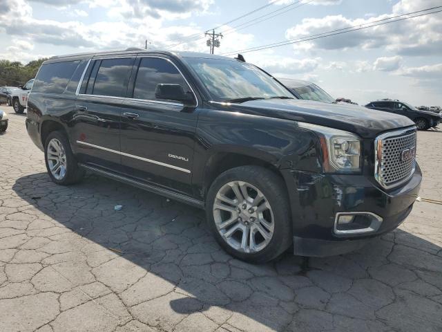 GMC Yukon Denali Image 7