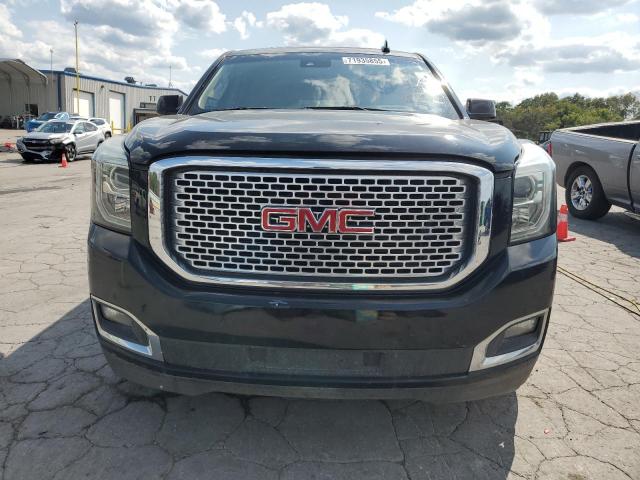 GMC Yukon Denali Image 6