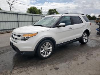  Salvage Ford Explorer