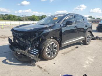  Salvage Nissan Kicks