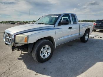  Salvage Dodge Dakota