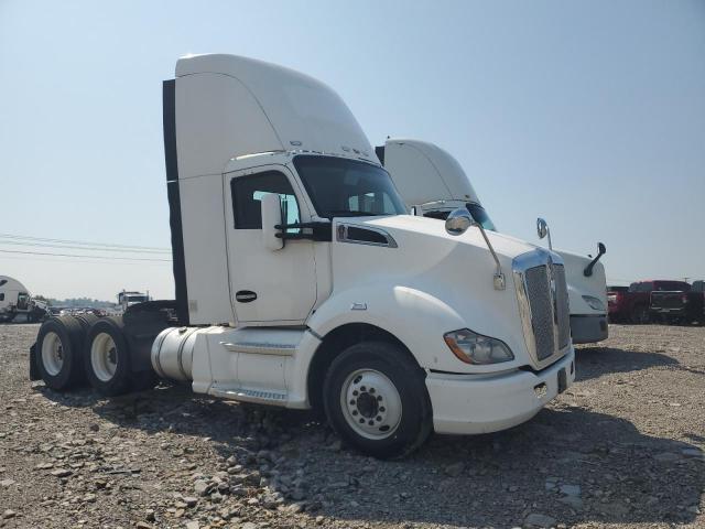  Salvage Kenworth T680