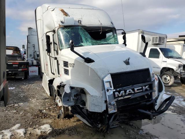  Salvage Mack Anthem