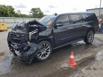  Salvage Cadillac Escalade