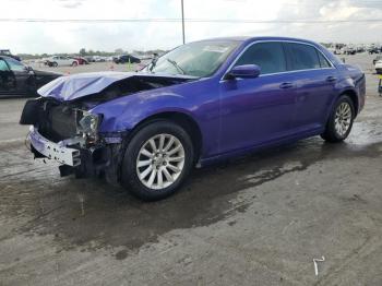 Salvage Chrysler 300