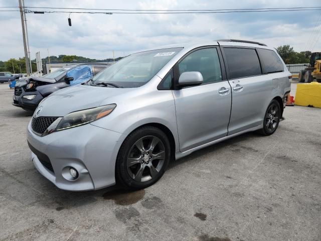  Salvage Toyota Sienna
