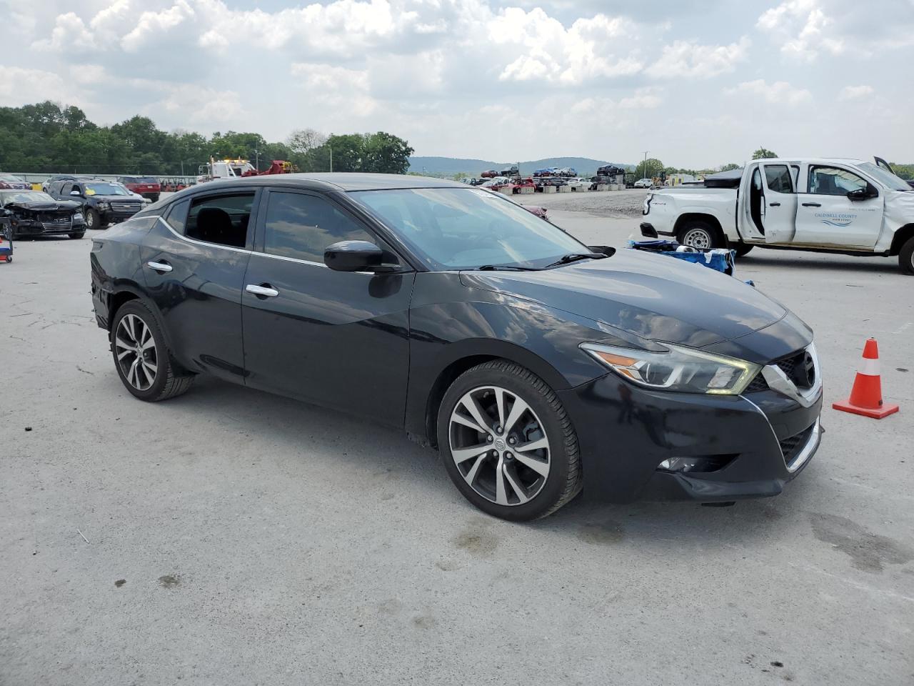 Nissan Maxima 3.5s Image 3