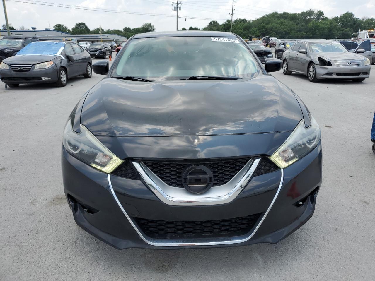 Nissan Maxima 3.5s Image 5