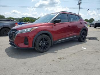  Salvage Nissan Kicks