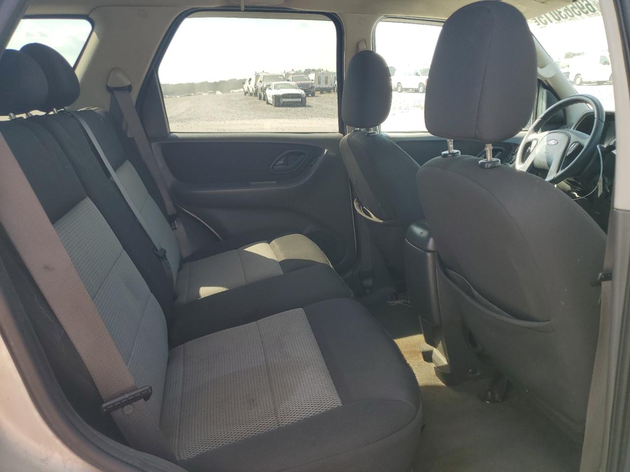 Ford Escape Xlt Image 10