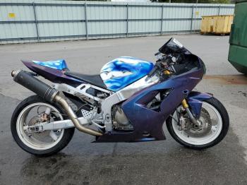  Salvage Kawasaki Zx600 K1