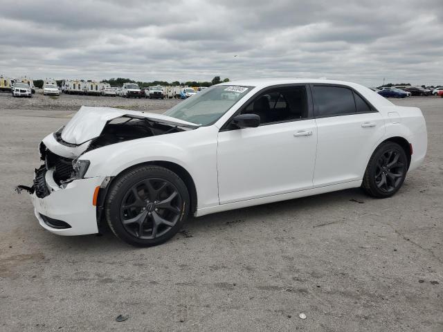  Salvage Chrysler 300