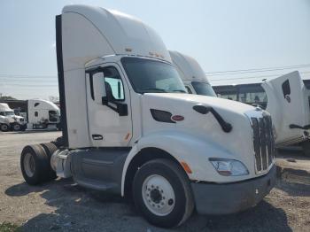  Salvage Peterbilt Tractor 579