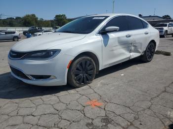  Salvage Chrysler 200