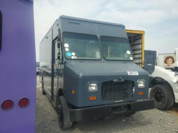  Salvage Freightliner Chassis M