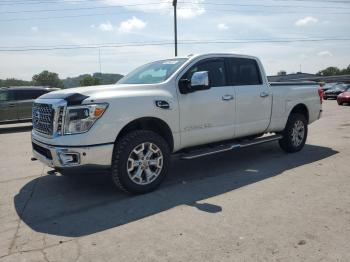  Salvage Nissan Titan