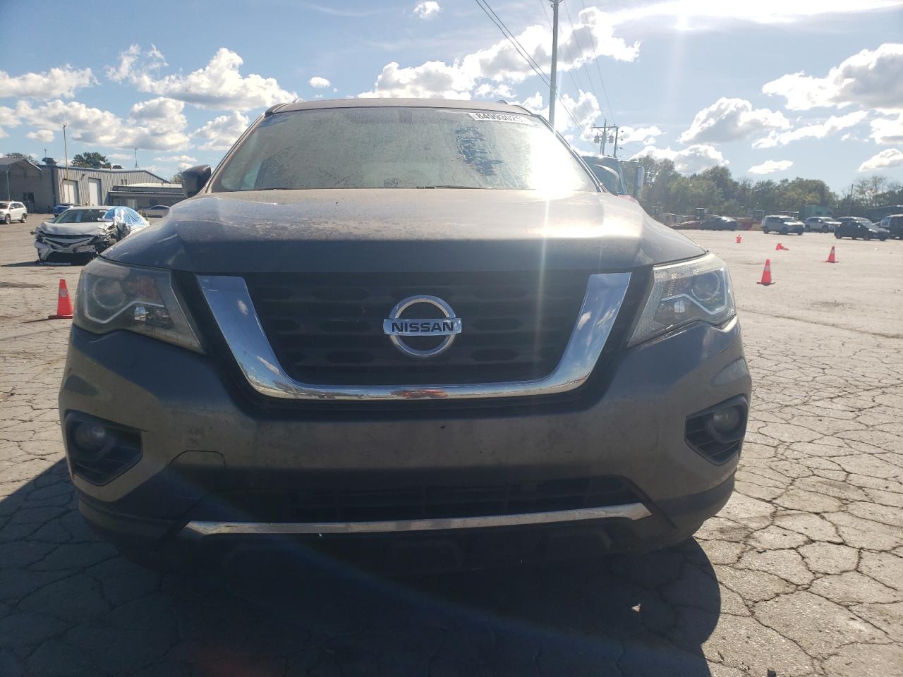 Nissan Pathfinder S Image 10