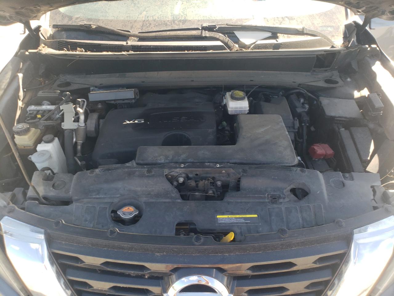 Nissan Pathfinder S Image 13