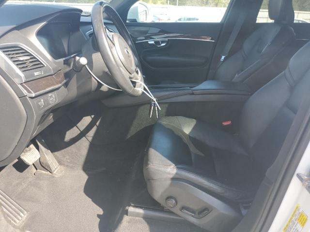 Volvo XC90 T5 Momentum Image 8