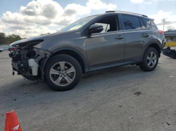  Salvage Toyota RAV4