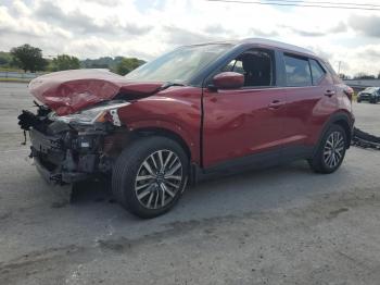  Salvage Nissan Kicks