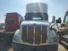 Peterbilt Tractor 579 Image 4