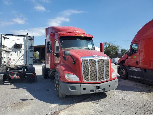  Salvage Peterbilt 579